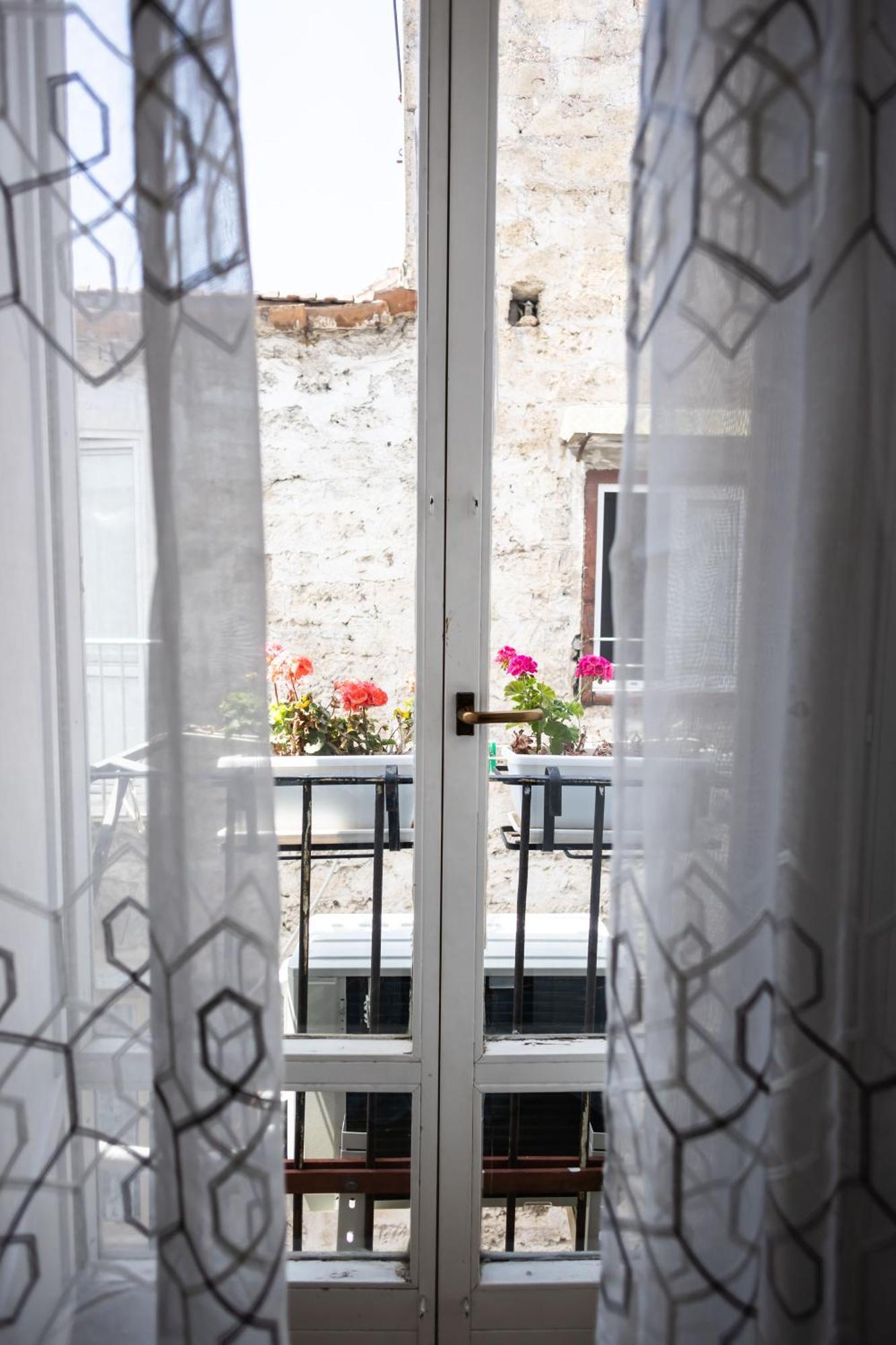 Noble Suite Palermo Bagian luar foto