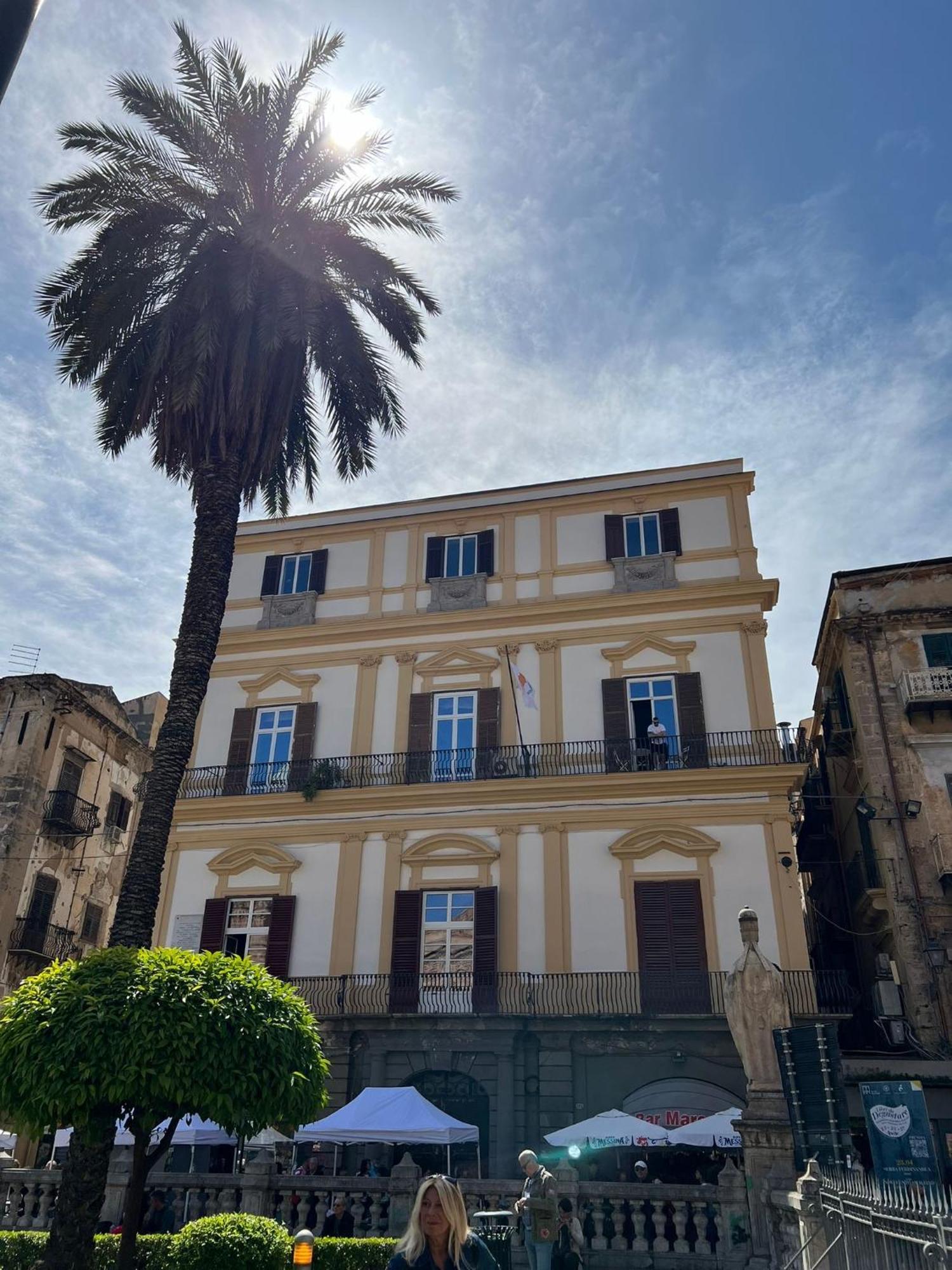 Noble Suite Palermo Bagian luar foto