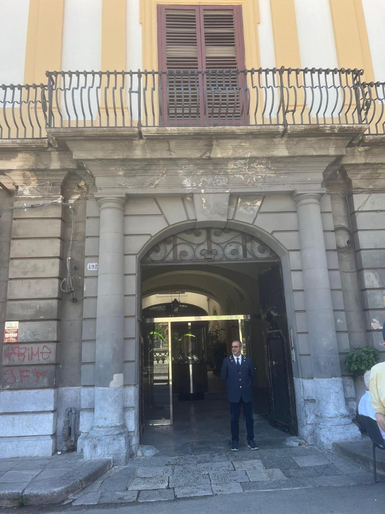 Noble Suite Palermo Bagian luar foto